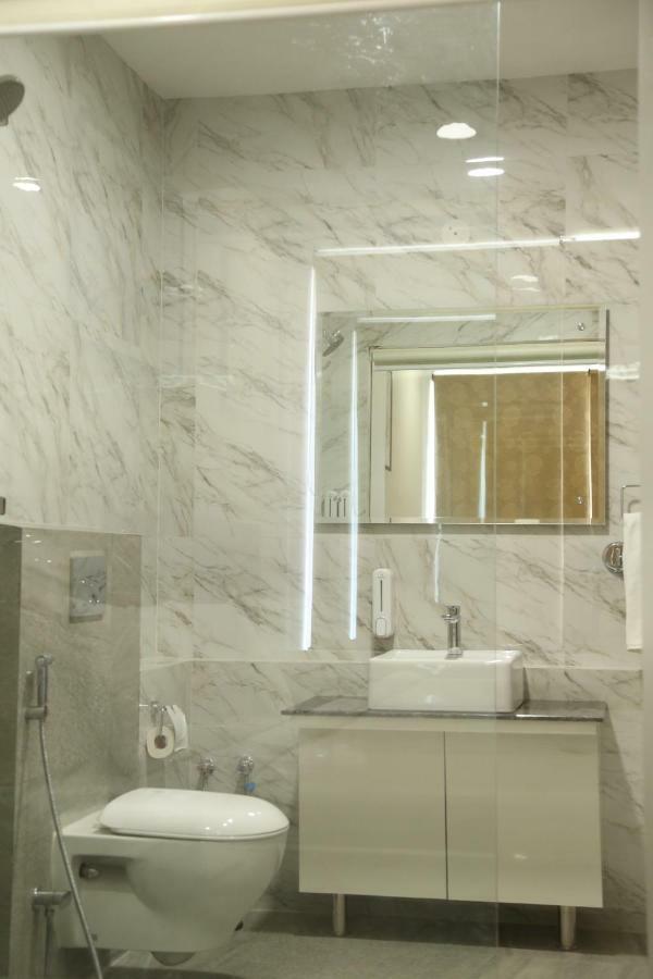 Patiāla Hotel Ak Suites מראה חיצוני תמונה