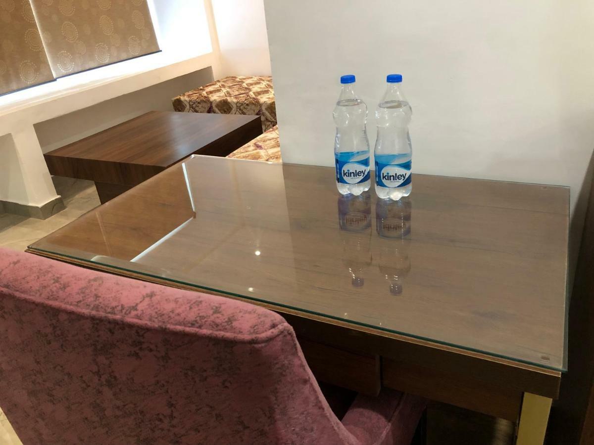 Patiāla Hotel Ak Suites מראה חיצוני תמונה